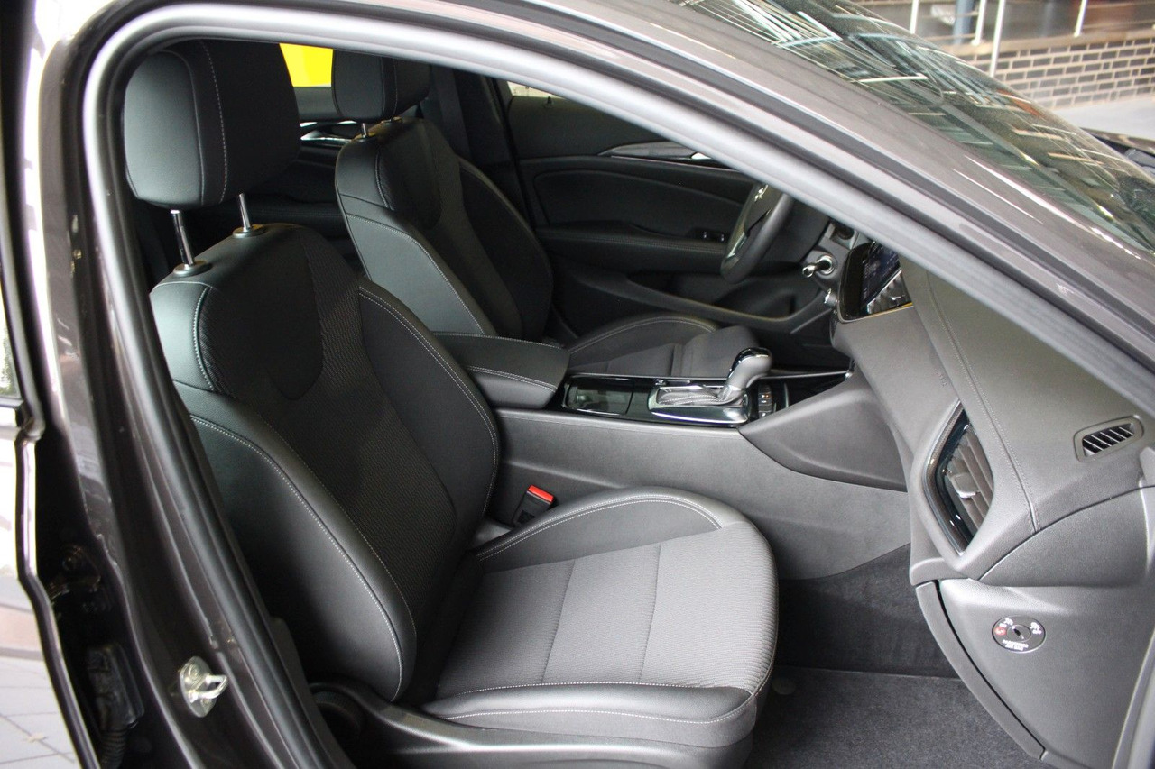 Osobní auto Opel Insignia B Navi SHZ Elegance IntelliLux LED: obrázek 8
