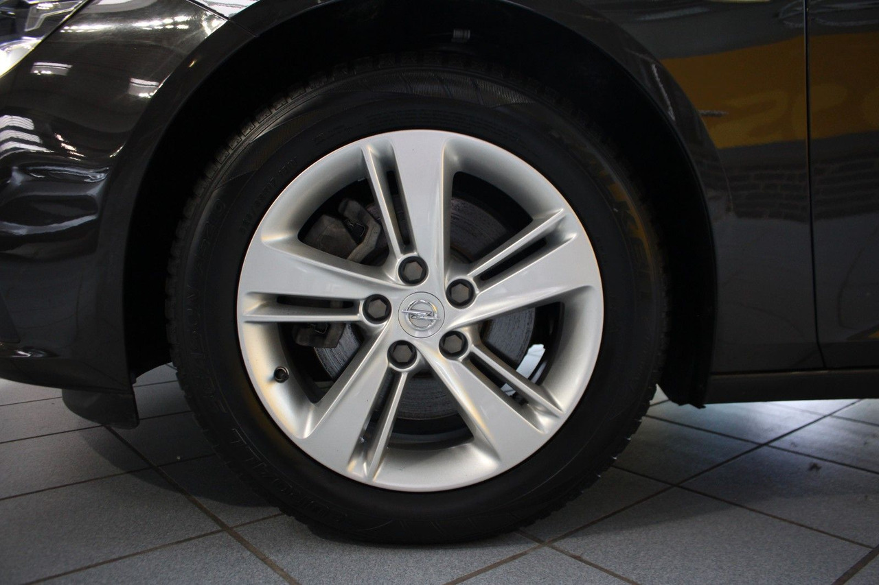 Osobní auto Opel Insignia B Navi SHZ Elegance IntelliLux LED: obrázek 18