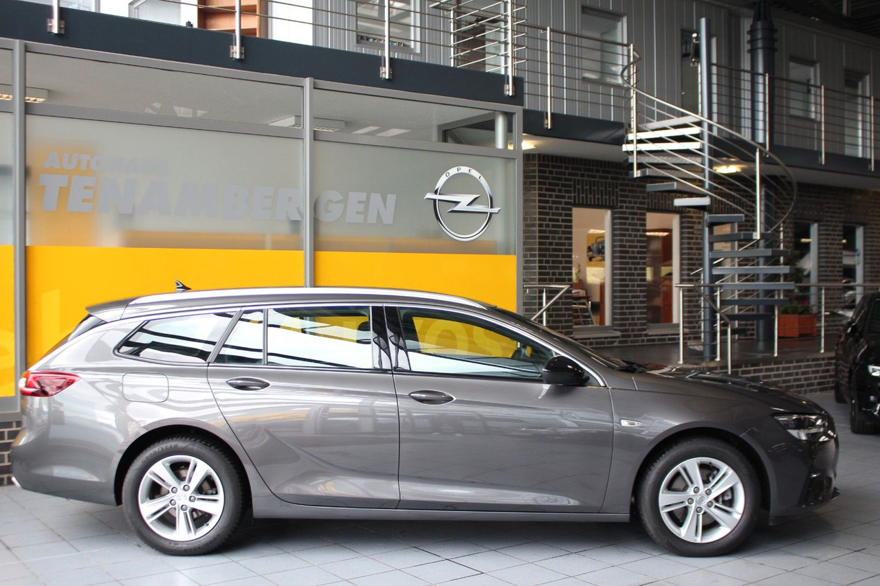 Opel Insignia B Sports Tourer Elegance Massage AHK AC - Kombi: obrázek 2 Opel Insignia B Sports Tourer Elegance Massage AHK AC - Kombi: obrázek 2