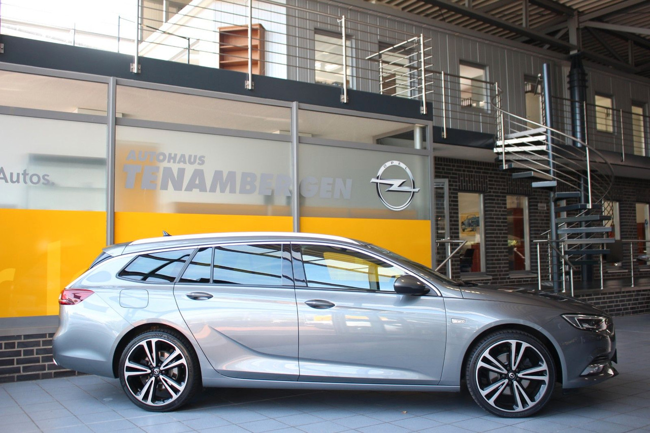 Opel Insignia B Sports Tourer Ultimate 4x4 OPC AHK - Osobní auto: obrázek 3 Opel Insignia B Sports Tourer Ultimate 4x4 OPC AHK - Osobní auto: obrázek 3