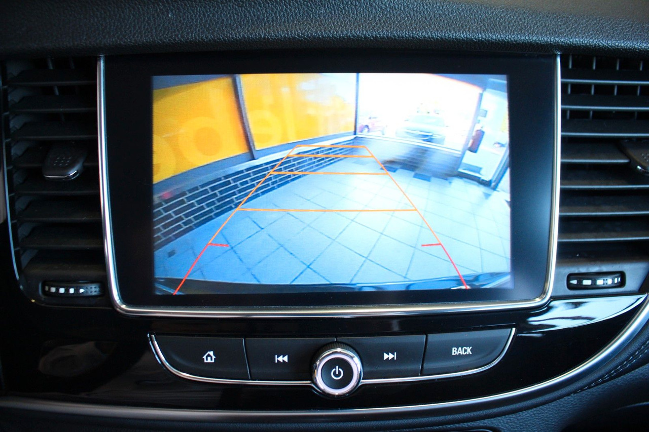 Opel Mokka X Innovation 4x4 Kamera Keyless LED AHK - SUV: obrázek 5 Opel Mokka X Innovation 4x4 Kamera Keyless LED AHK - SUV: obrázek 5
