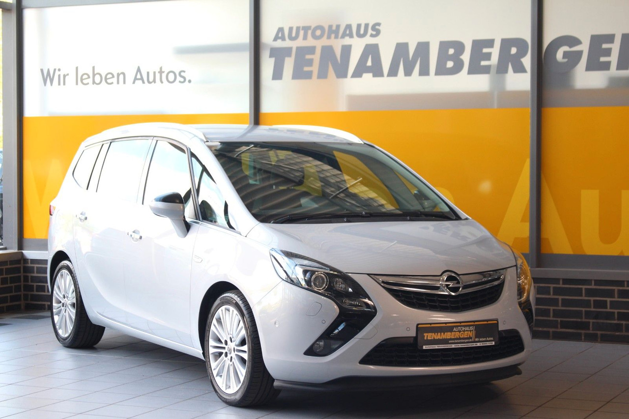 Opel Zafira Tourer Navi Innovation Bi Xenon Bluetooth - Mikrobus: obrázek 2 Opel Zafira Tourer Navi Innovation Bi Xenon Bluetooth - Mikrobus: obrázek 2