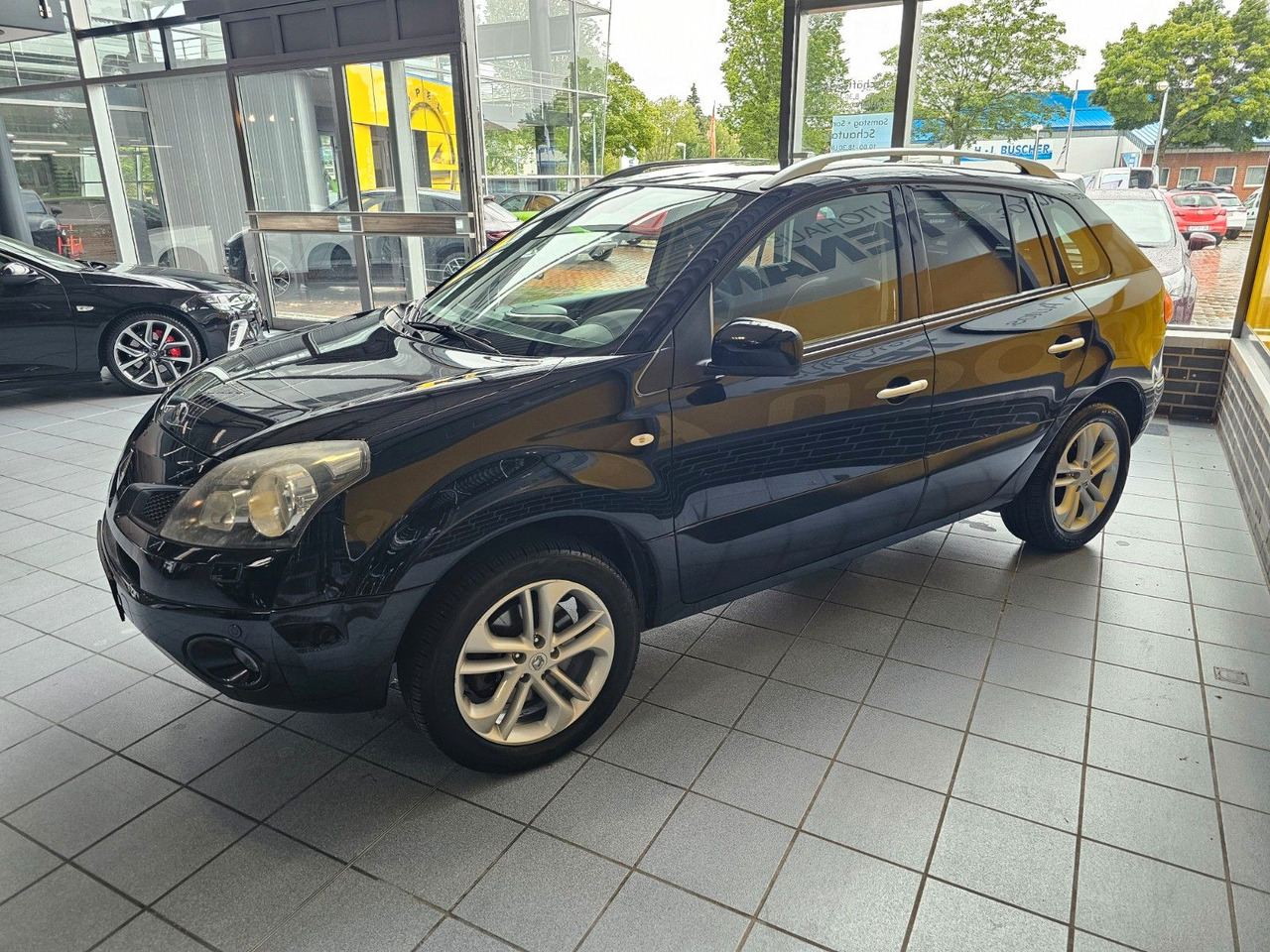 Renault Koleos 2.0 dCi Night&Day 4x4 Leder Navi Bose - SUV: obrázek 4 Renault Koleos 2.0 dCi Night&Day 4x4 Leder Navi Bose - SUV: obrázek 4
