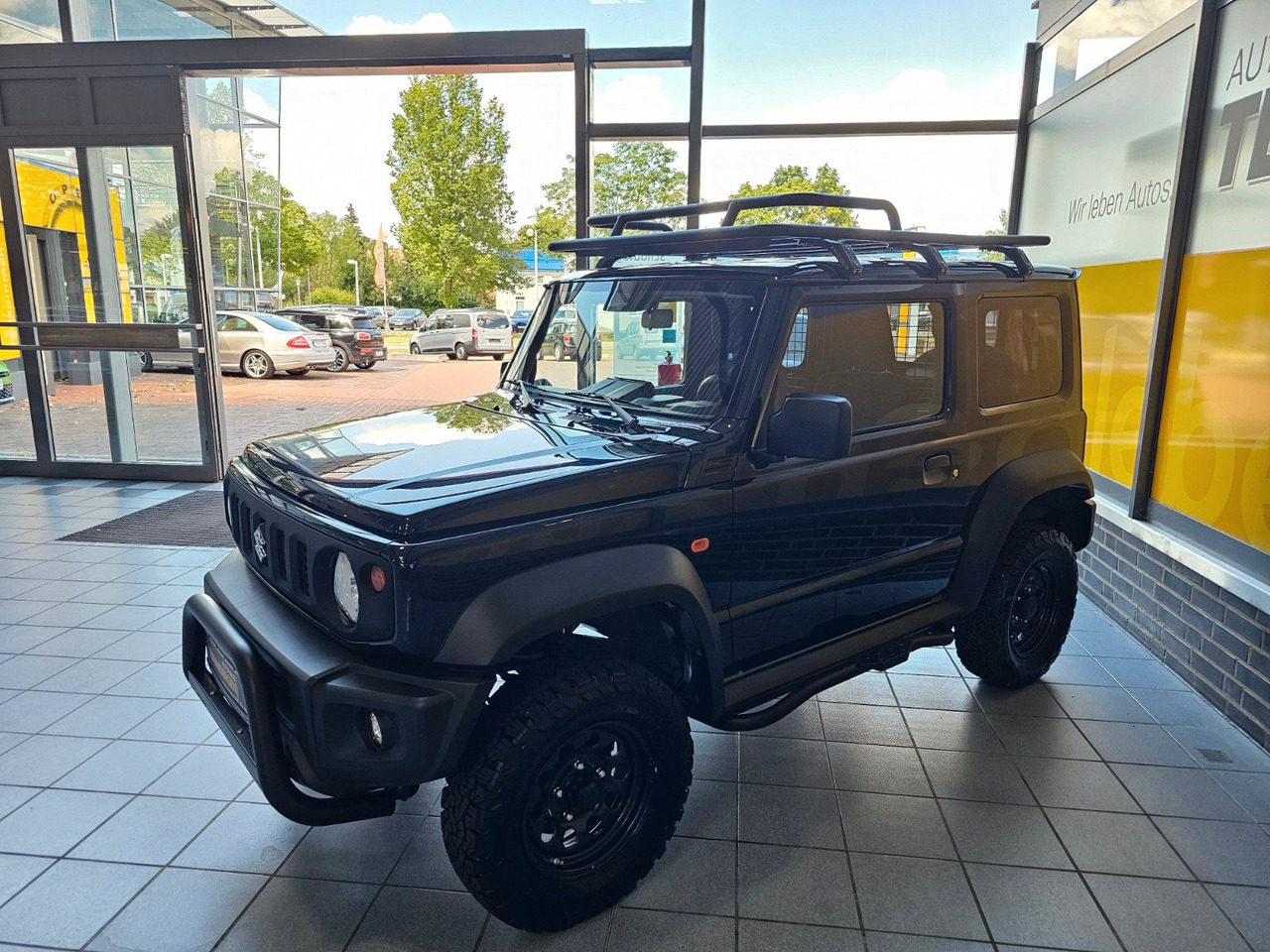Suzuki Jimny Comfort AllGrip Leiter Dachträger Federn - SUV: obrázek 3 Suzuki Jimny Comfort AllGrip Leiter Dachträger Federn - SUV: obrázek 3