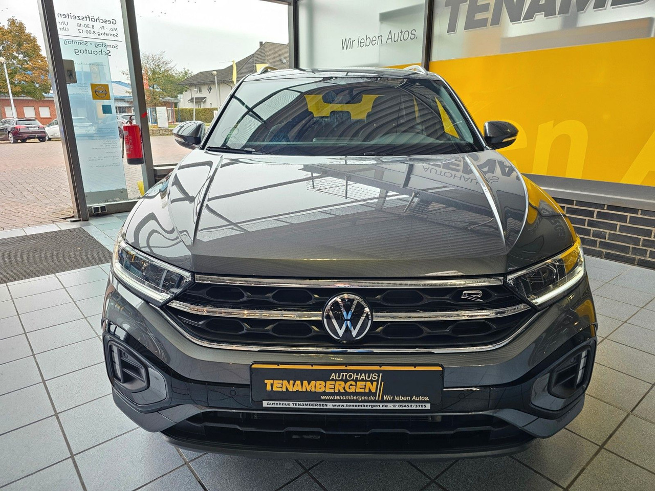 Volkswagen T-Roc R-Line eHeckklappe SHZ LED - SUV: obrázek 3 Volkswagen T-Roc R-Line eHeckklappe SHZ LED - SUV: obrázek 3