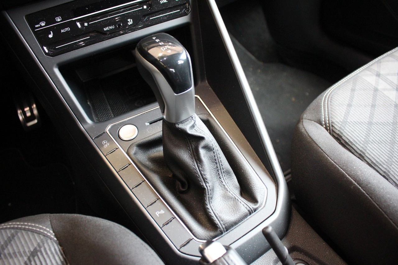 SUV Volkswagen Taigo 1.5 TSI R-Line IQ Kamera Keyless Navi ACC: obrázek 11