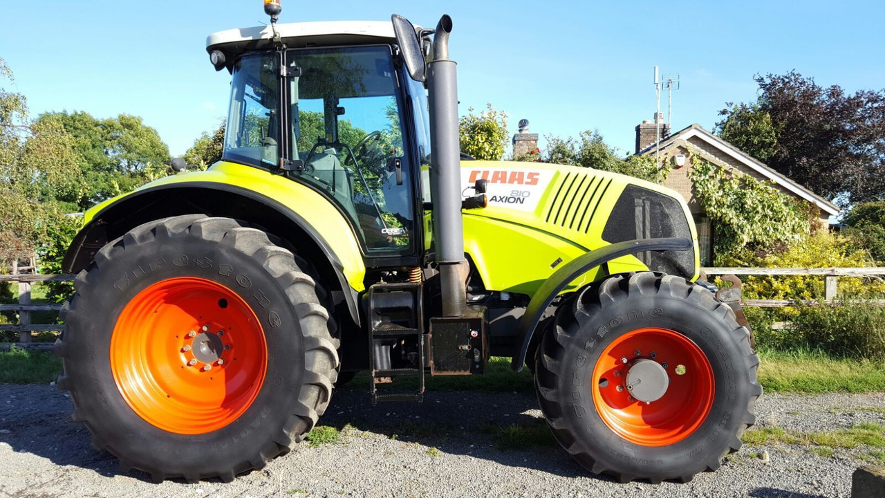 CLAAS AXION 810 CEBIS - Traktor: obrázek 4 CLAAS AXION 810 CEBIS - Traktor: obrázek 4