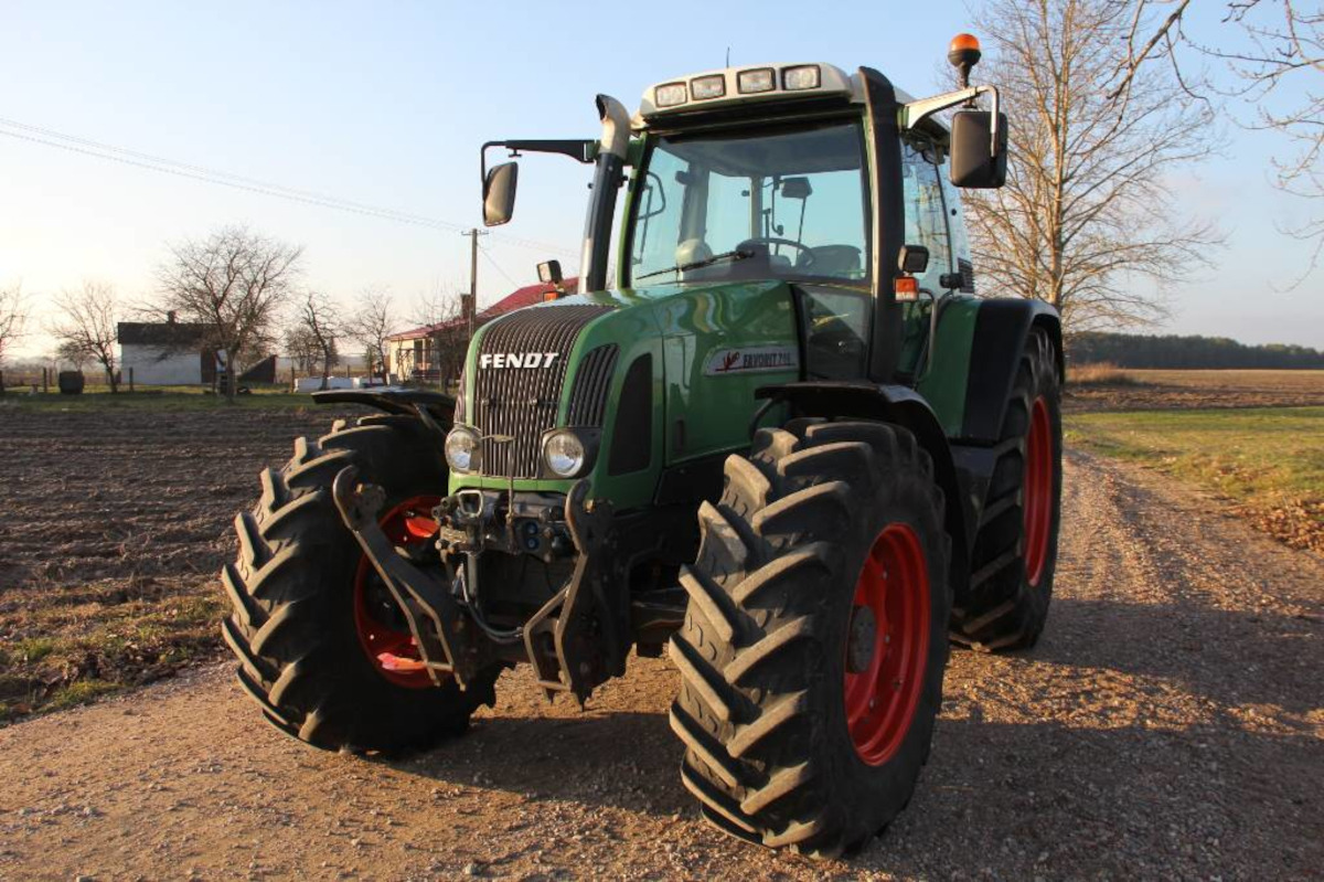 FENDT 716 - Traktor: obrázek 1 FENDT 716 - Traktor: obrázek 1