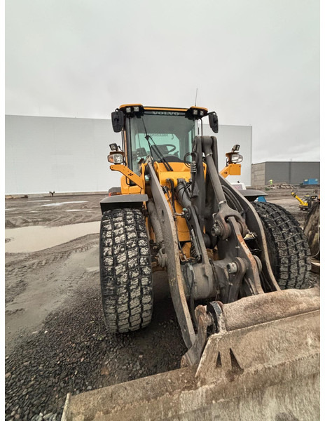 Volvo L90H Volvo L90H - Kolový nakladač: obrázek 3 Volvo L90H Volvo L90H - Kolový nakladač: obrázek 3