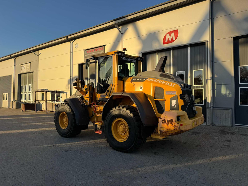 Volvo L90H Volvo L90H - Kolový nakladač: obrázek 3 Volvo L90H Volvo L90H - Kolový nakladač: obrázek 3