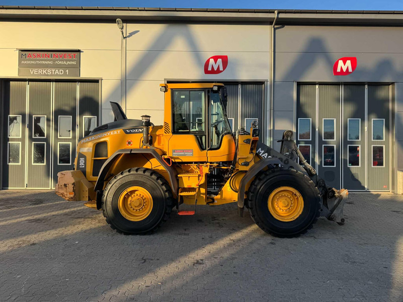 Volvo L90H Volvo L90H - Kolový nakladač: obrázek 4 Volvo L90H Volvo L90H - Kolový nakladač: obrázek 4