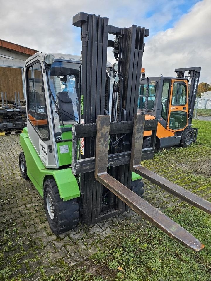 CESAB HN350 - Dieselový vysokozdvižný vozík: obrázek 2 CESAB HN350 - Dieselový vysokozdvižný vozík: obrázek 2
