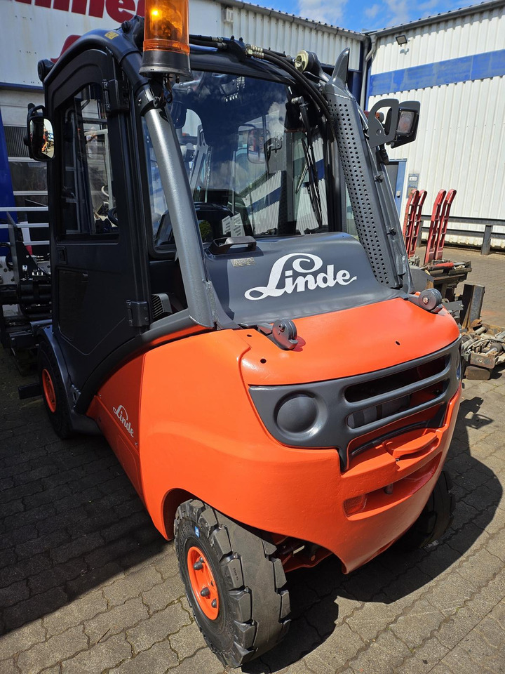 LINDE H30T - Plynový vysokozdvižný vozík: obrázek 3 LINDE H30T - Plynový vysokozdvižný vozík: obrázek 3