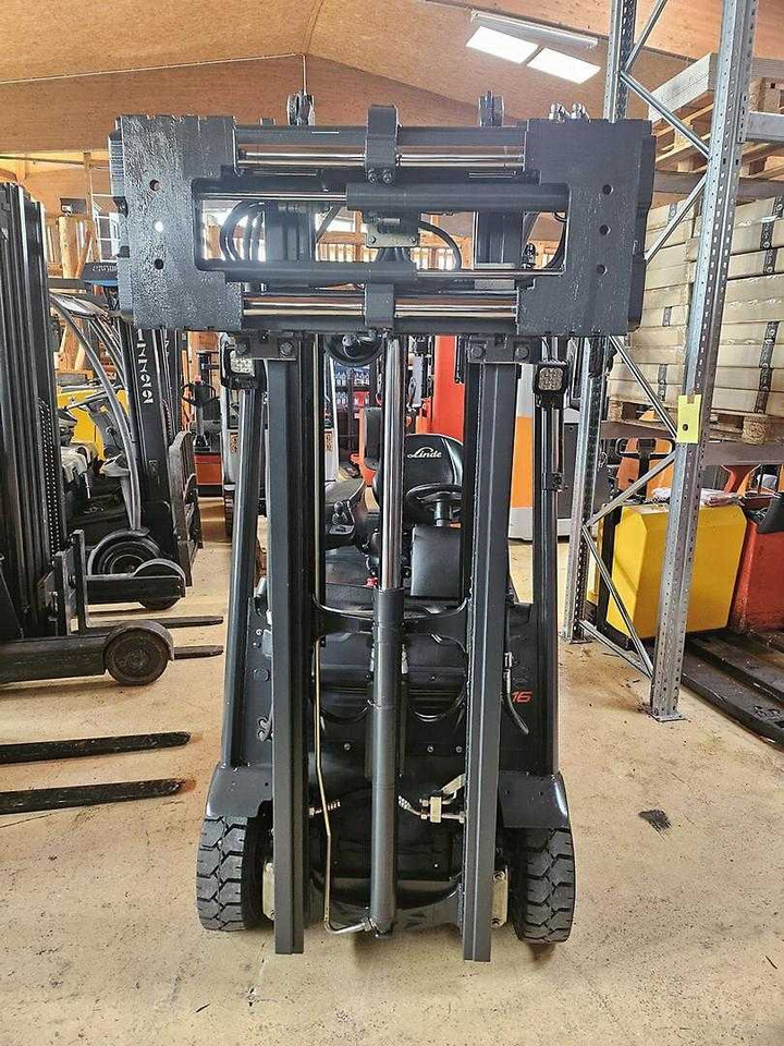 Linde E16L-02 - Elektrický vysokozdvižný vozík: obrázek 2 Linde E16L-02 - Elektrický vysokozdvižný vozík: obrázek 2