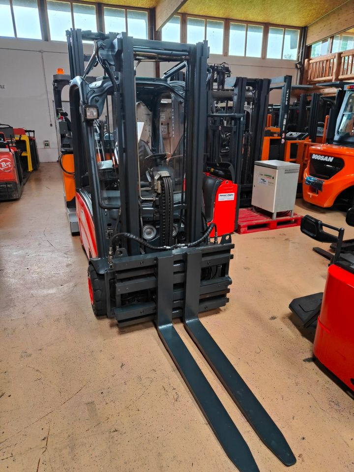 Linde E20PL - Elektrický vysokozdvižný vozík: obrázek 2 Linde E20PL - Elektrický vysokozdvižný vozík: obrázek 2
