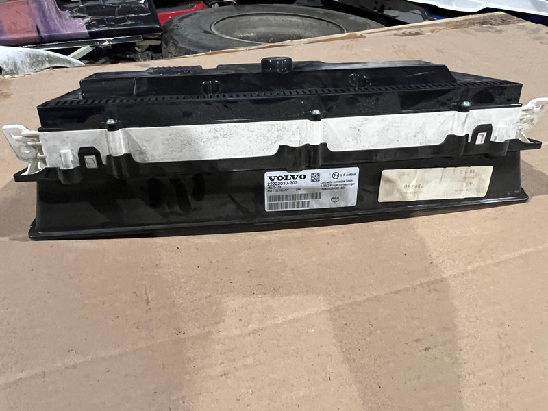 Continental FH4 - Palubní deska: obrázek 2 Continental FH4 - Palubní deska: obrázek 2