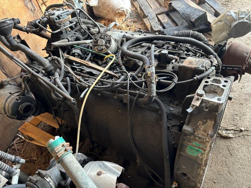 Mercedes-Benz O405 - Motor: obrázek 4 Mercedes-Benz O405 - Motor: obrázek 4