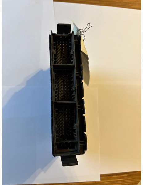 Scania COO8 - Řídicí blok: obrázek 2 Scania COO8 - Řídicí blok: obrázek 2