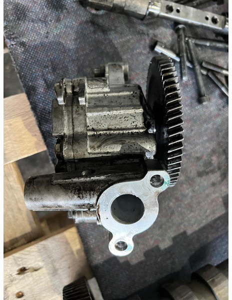 Scania R580 - Olejové čerpadlo: obrázek 4 Scania R580 - Olejové čerpadlo: obrázek 4