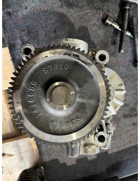 Scania R580 - Olejové čerpadlo: obrázek 1 Scania R580 - Olejové čerpadlo: obrázek 1