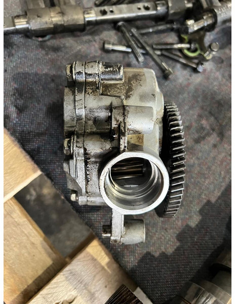 Scania R580 - Olejové čerpadlo: obrázek 3 Scania R580 - Olejové čerpadlo: obrázek 3