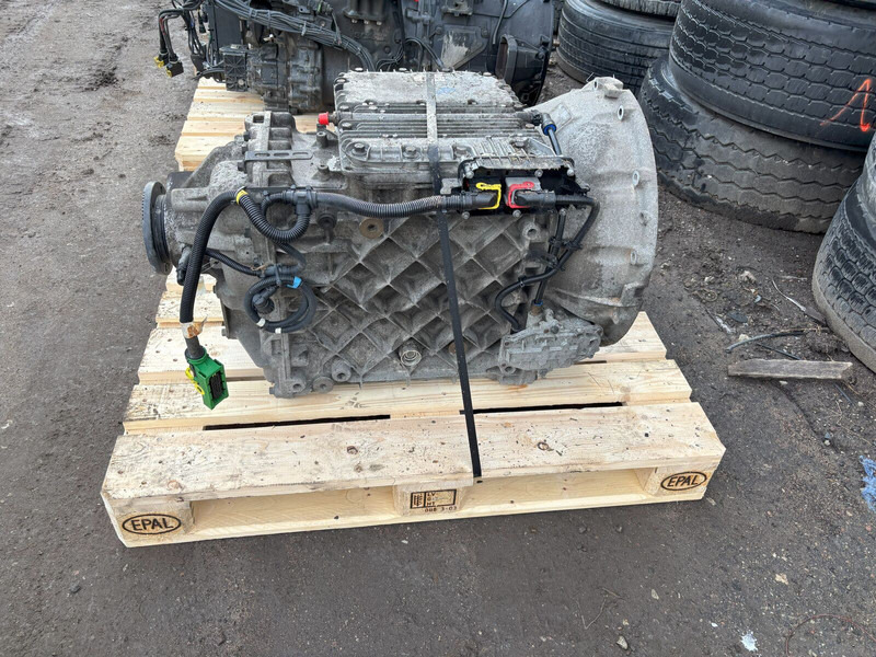 Volvo AT2612E - Převodovka: obrázek 2 Volvo AT2612E - Převodovka: obrázek 2