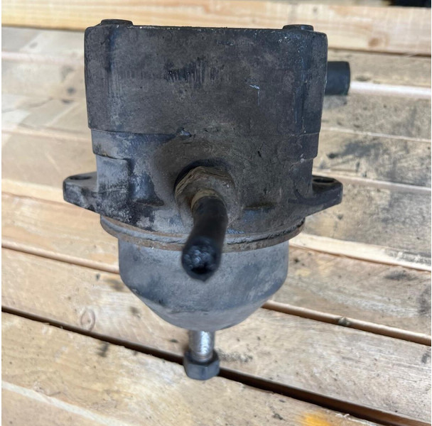 Volvo B12 - Hydraulický motor: obrázek 4 Volvo B12 - Hydraulický motor: obrázek 4