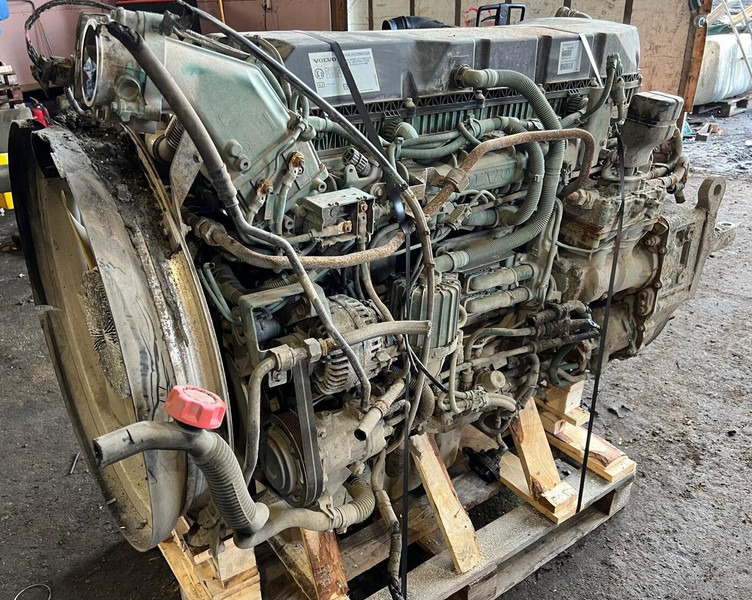 Volvo D11K450 K1 - Motor: obrázek 2 Volvo D11K450 K1 - Motor: obrázek 2