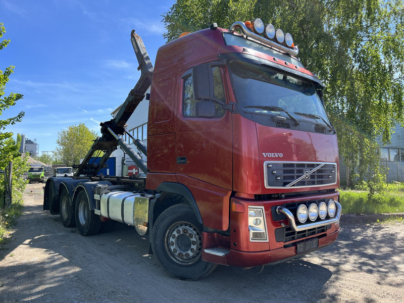Volvo FH480 - Hákový nosič kontejnerů: obrázek 3 Volvo FH480 - Hákový nosič kontejnerů: obrázek 3