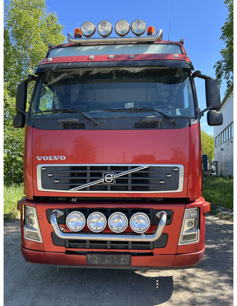 Volvo FH480 - Hákový nosič kontejnerů: obrázek 2 Volvo FH480 - Hákový nosič kontejnerů: obrázek 2