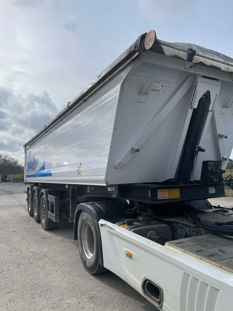 BENALU c39 - Návěs: obrázek 2 BENALU c39 - Návěs: obrázek 2