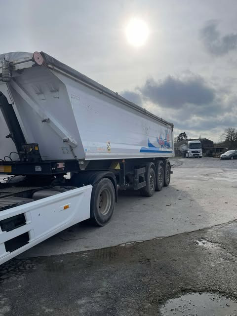 BENALU c39 - Návěs: obrázek 1 BENALU c39 - Návěs: obrázek 1