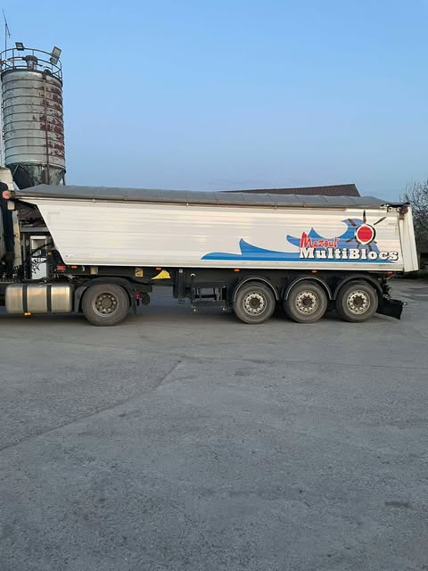 BENALU c39 - Návěs: obrázek 4 BENALU c39 - Návěs: obrázek 4