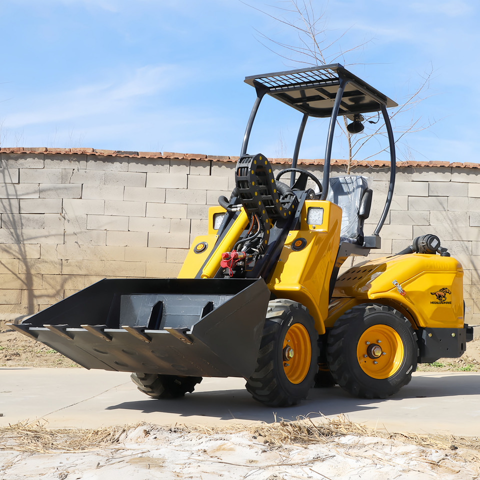 MEGALOAD AK625 Mini Wheel Loader Compact Size Articulated Diesel Kubota Engine P AK625 - Kolový nakladač: obrázek 4 MEGALOAD AK625 Mini Wheel Loader Compact Size Articulated Diesel Kubota Engine P AK625 - Kolový nakladač: obrázek 4