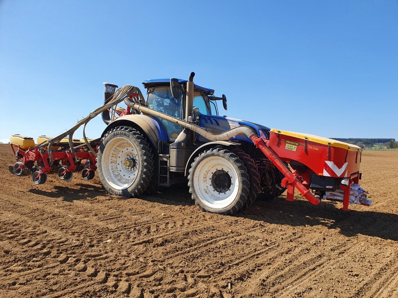 Case/New Holland tillage wheel/polishing wheel - Ráfek pro Zemědělská technika: obrázek 4 Case/New Holland tillage wheel/polishing wheel - Ráfek pro Zemědělská technika: obrázek 4