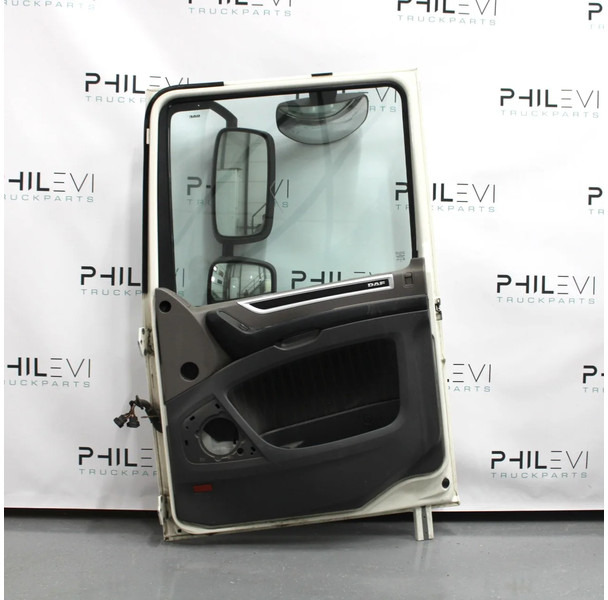 DAF XF106 Deur Rechts 1881863 - Dveře a díly pro Nákladní auto: obrázek 2 DAF XF106 Deur Rechts 1881863 - Dveře a díly pro Nákladní auto: obrázek 2
