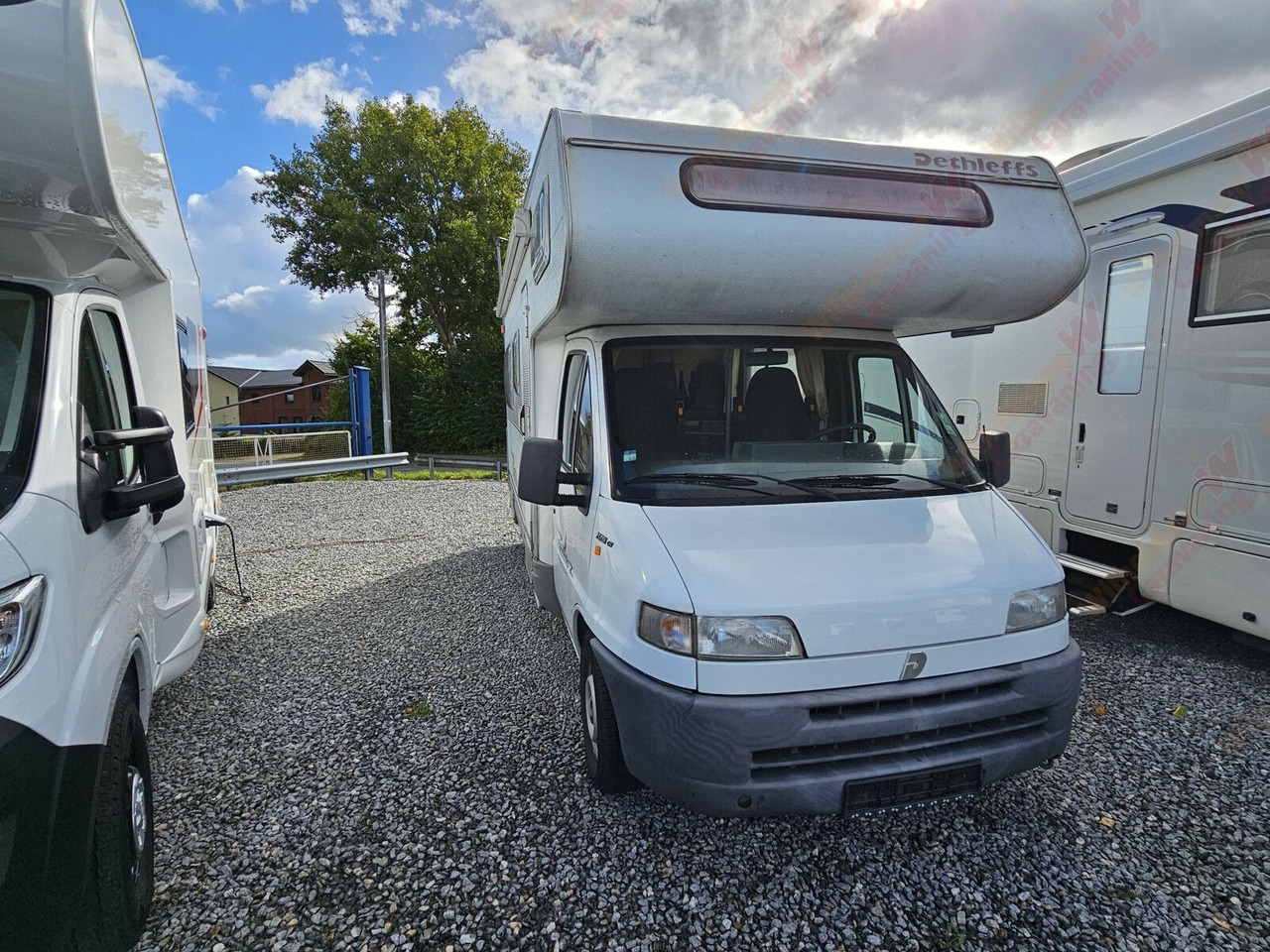 DethleffsA 5820 6 Personen Zulassung - Alkovna: obrázek 4 DethleffsA 5820 6 Personen Zulassung - Alkovna: obrázek 4
