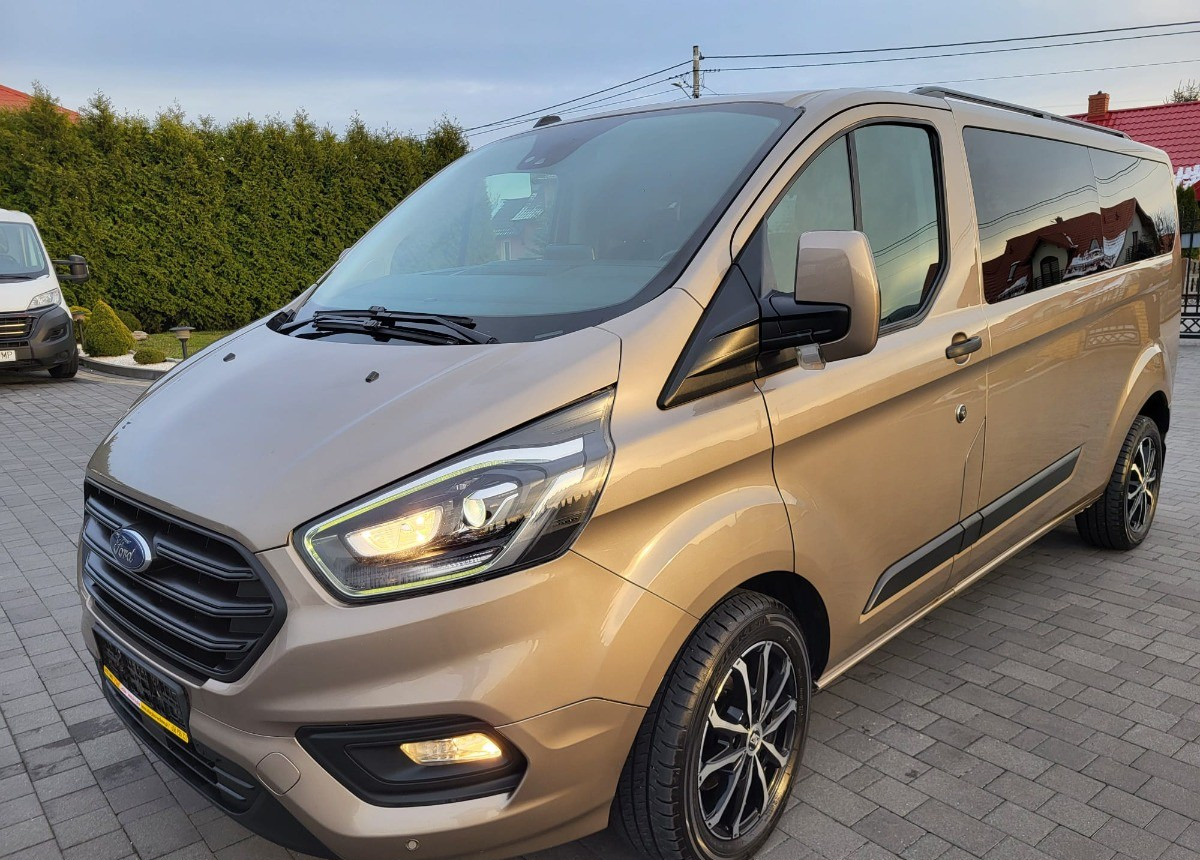 Ford Transit Custom 9-Osobowy Bezwypadkowy Serwisowany Salo Polska L2 H1 - Minibus, Mikrobus: obrázek 5 Ford Transit Custom 9-Osobowy Bezwypadkowy Serwisowany Salo Polska L2 H1 - Minibus, Mikrobus: obrázek 5
