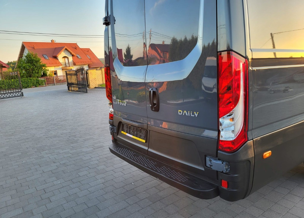 Furgon Iveco 35S18 3.0 Hi-Matic Iveco Max L5H3 Salon Polska Hi - Matic: obrázek 19