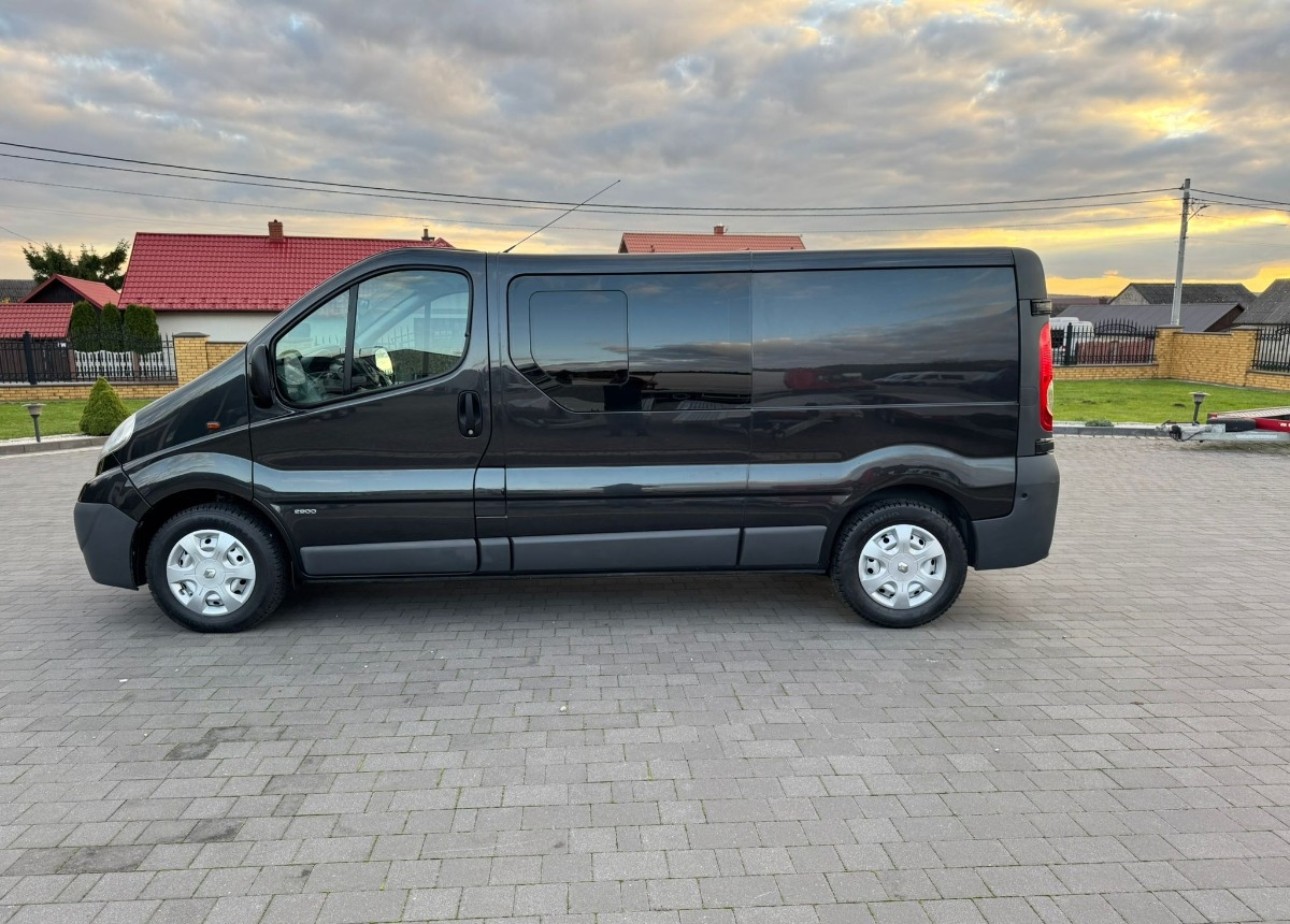 Opel Vivaro Doka Long 2.5 150 ps. L2 H1 - Dodávka s dvojitou kabinou: obrázek 2 Opel Vivaro Doka Long 2.5 150 ps. L2 H1 - Dodávka s dvojitou kabinou: obrázek 2