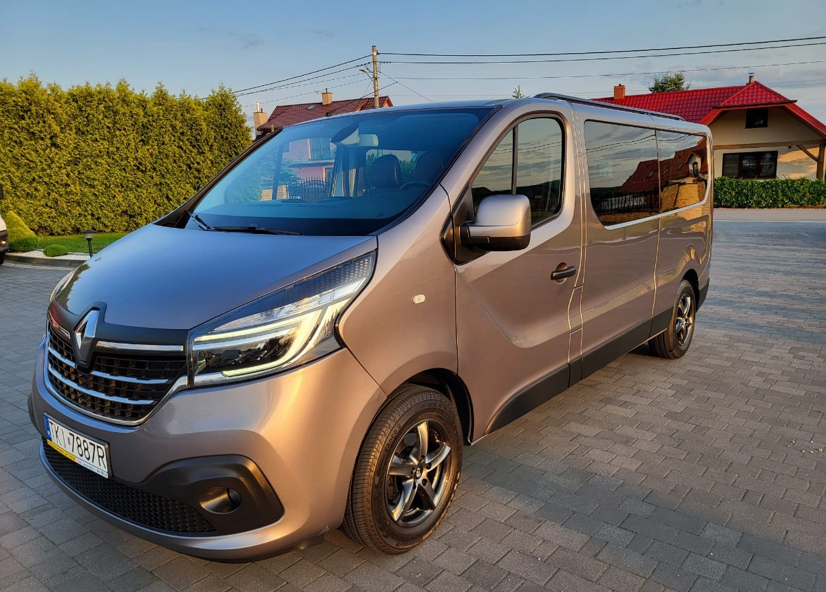 Renault Trafic Long 9-osobowy 2.0 150ps. - Dodávka s dvojitou kabinou: obrázek 1 Renault Trafic Long 9-osobowy 2.0 150ps. - Dodávka s dvojitou kabinou: obrázek 1