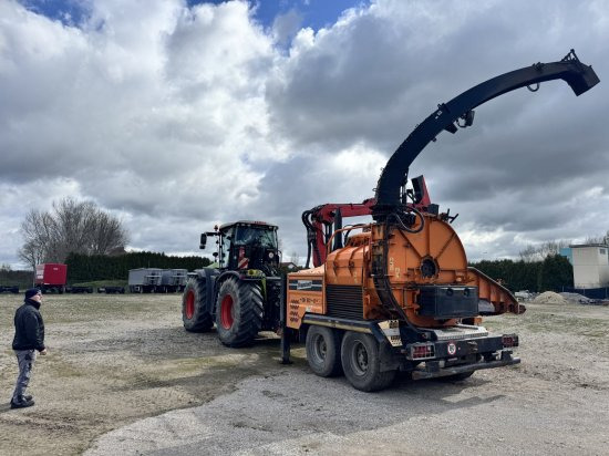 Doppstadt DH 812 Q Trommelhacker mit Kran DH812Q - Štěpkovač: obrázek 2 Doppstadt DH 812 Q Trommelhacker mit Kran DH812Q - Štěpkovač: obrázek 2