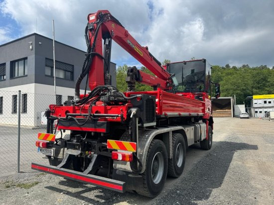 Mercedes-Benz AROCS 3552 963-2F Epsilon M100L86 Kran ? Leistungsstarker Holzladekran mit hoher Reichweite - Auto s hydraulickou rukou: obrázek 4 Mercedes-Benz AROCS 3552 963-2F Epsilon M100L86 Kran ? Leistungsstarker Holzladekran mit hoher Reichweite - Auto s hydraulickou rukou: obrázek 4
