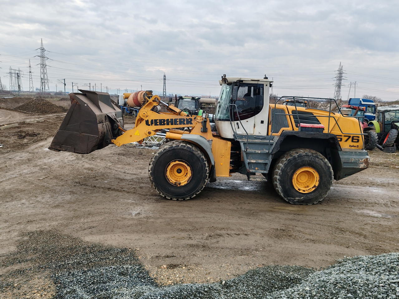 Liebherr L576 2plus2 - Kolový nakladač: obrázek 4 Liebherr L576 2plus2 - Kolový nakladač: obrázek 4