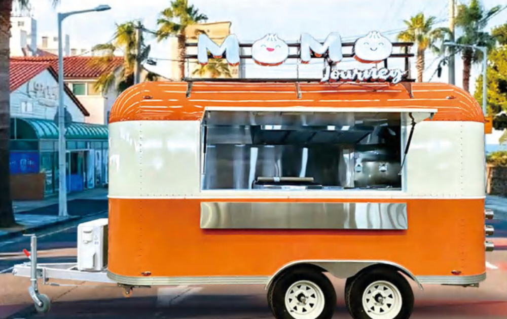 Deli Star Trailer American 4000 - EU standards - Prodejní přívěs: obrázek 1 Deli Star Trailer American 4000 - EU standards - Prodejní přívěs: obrázek 1
