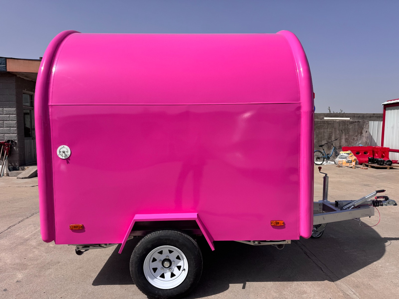 Deli Star Trailers EasyGo 230 Light - EU standards - Prodejní přívěs: obrázek 2 Deli Star Trailers EasyGo 230 Light - EU standards - Prodejní přívěs: obrázek 2