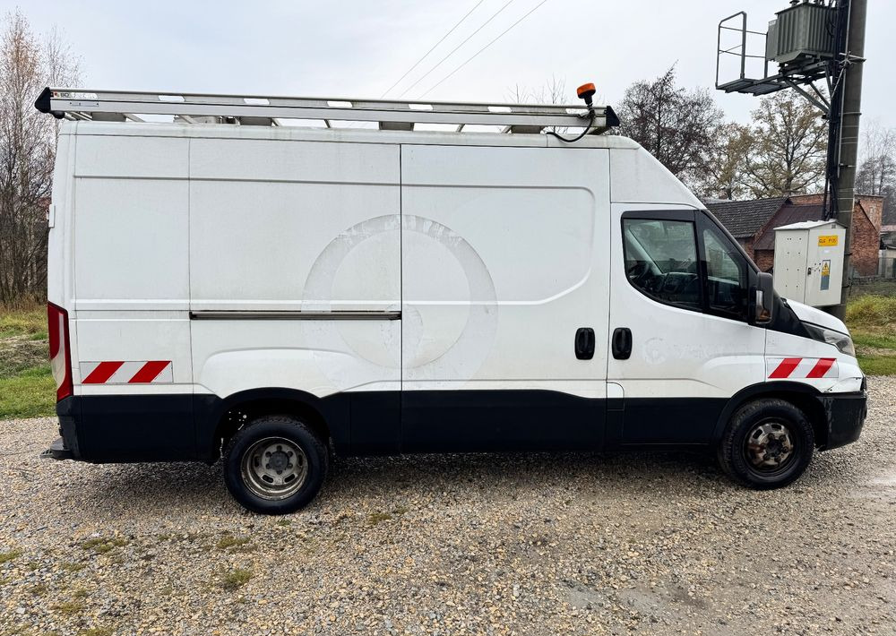 Iveco 35C21 - Furgon: obrázek 5 Iveco 35C21 - Furgon: obrázek 5