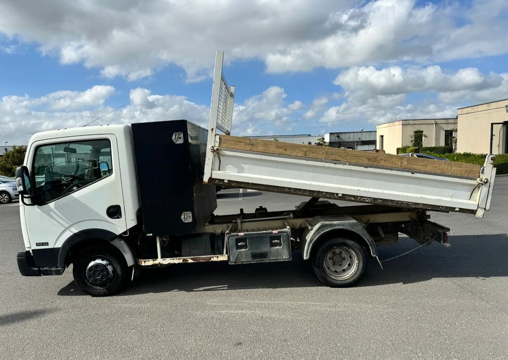 Nissan NT400 - Sklápěč: obrázek 2 Nissan NT400 - Sklápěč: obrázek 2