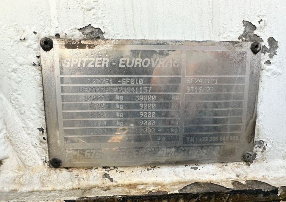 Spitzer S27 - Cisternový návěs: obrázek 5 Spitzer S27 - Cisternový návěs: obrázek 5