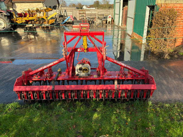 Lely Lelyterra 300-25 - Stavební technika: obrázek 4 Lely Lelyterra 300-25 - Stavební technika: obrázek 4